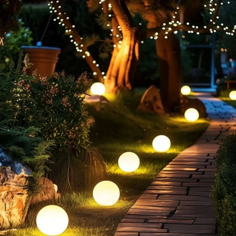 Boule lumineuse rechargeable de jardin | Kymä