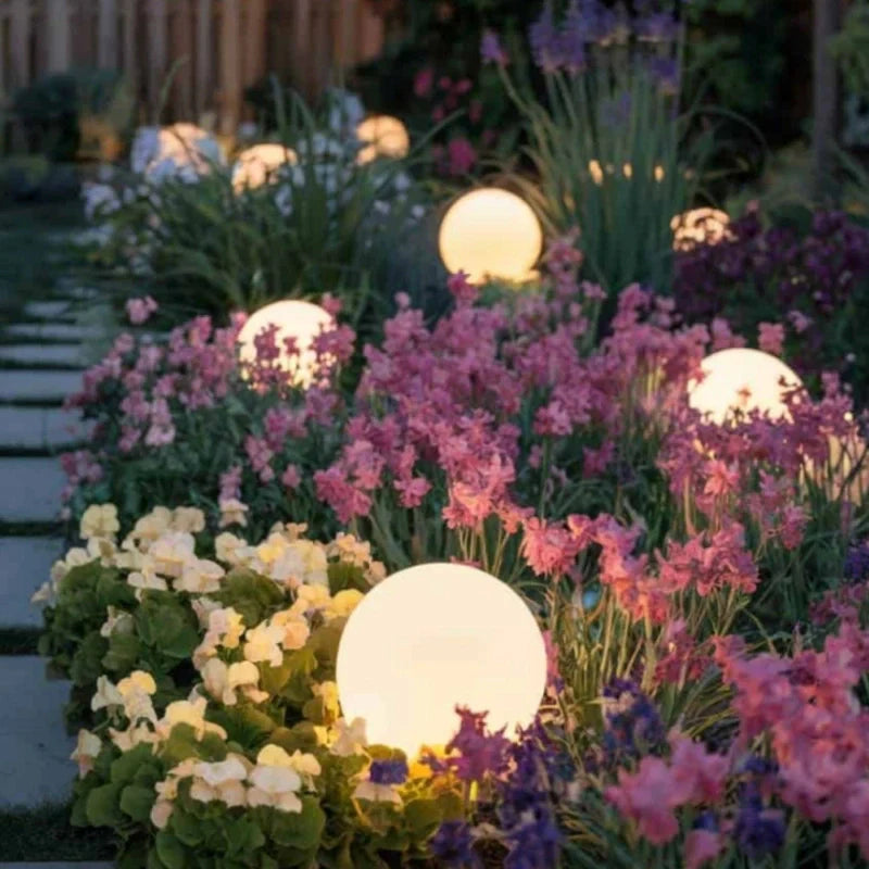 Boule lumineuse rechargeable de jardin | Kymä