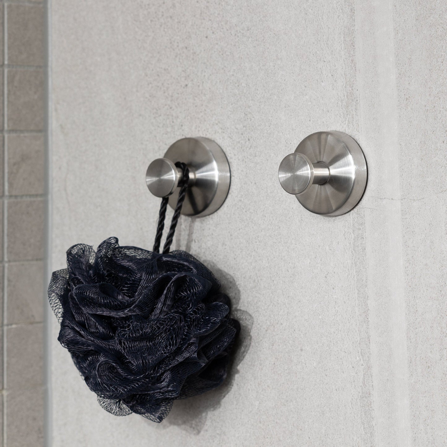 Crochet mural sans perçage ScandicHook – Fixation par vide, design scandinave